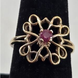 Vtg Gold Plated Sterling Filigree Scrolling Red Stone Avon Presidents Club Ring
